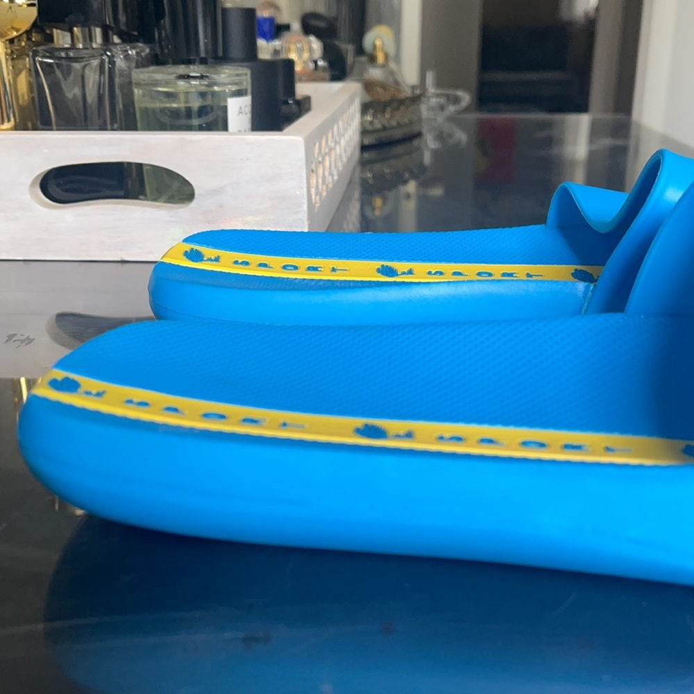 Versace flip flops - Picture 8 of 14
